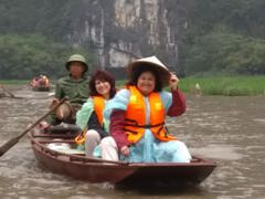 Boat trip in Trang An grottoes