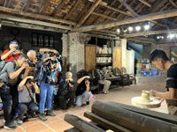 Discover Bat Trang Heritage & Ecopark Half Day